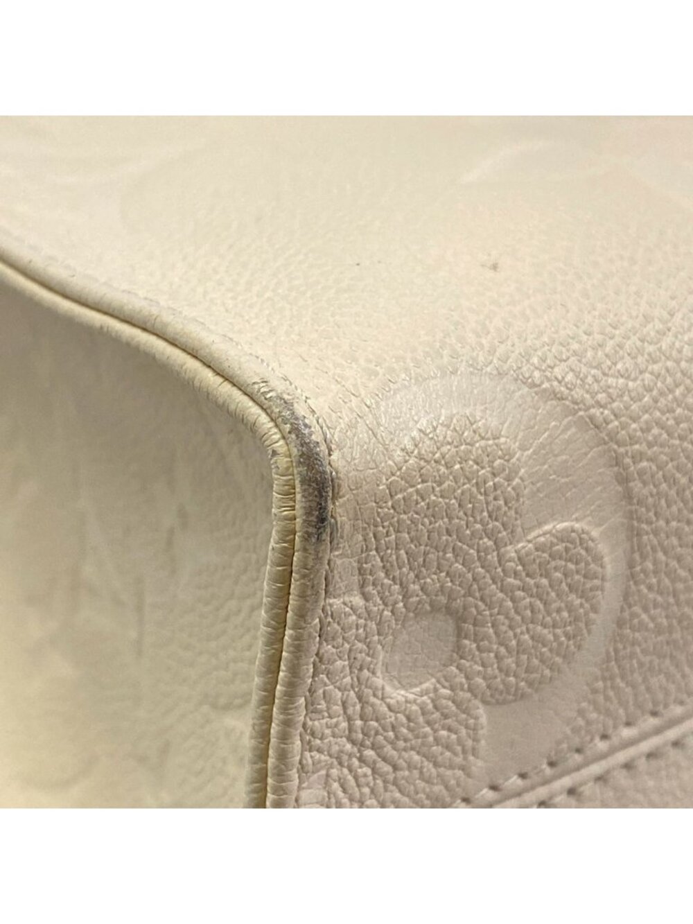 Louis Vuitton Tote Monogram Empreinte On The Go PM Cream Leather Cowhide - Picture 6 of 15